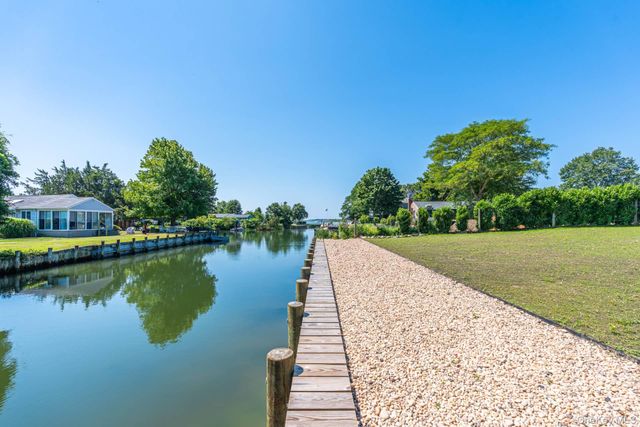 195 Williamsburg Drive, Southold, NY 11971