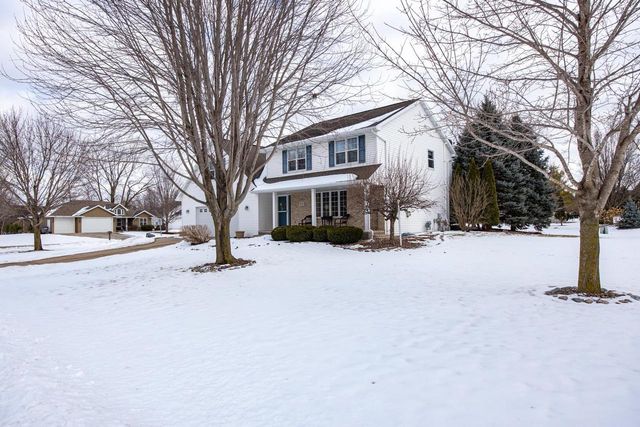 1655 ELK TRAIL COURT, Neenah, WI 54956