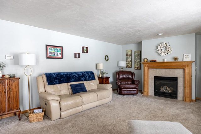 1655 ELK TRAIL COURT, Neenah, WI 54956