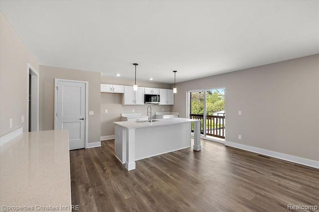 2550 Collegewood Street, Ypsilanti, MI 48197