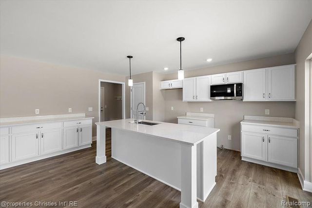 2550 Collegewood Street, Ypsilanti, MI 48197