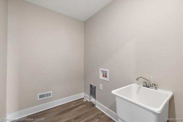 2550 Collegewood Street, Ypsilanti, MI 48197