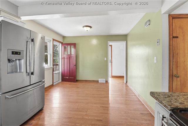 700 Mayflower Drive, Charleston, WV 25311