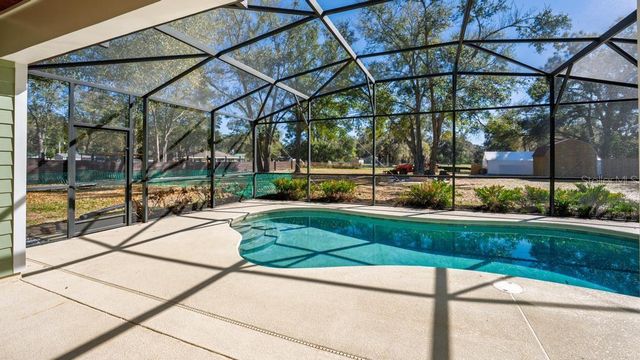 260 CASSADY STREET, Umatilla, FL 32784