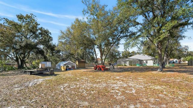 260 CASSADY STREET, Umatilla, FL 32784