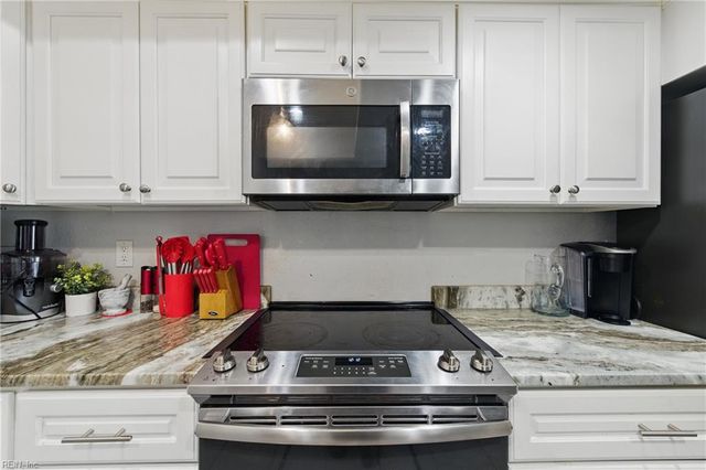 1605 Sweet Bay CT, Virginia Beach, VA 23464