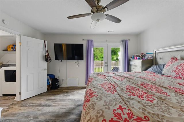1605 Sweet Bay CT, Virginia Beach, VA 23464