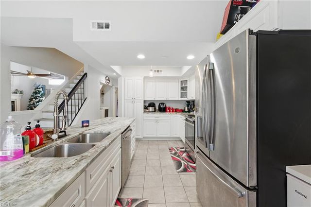 1605 Sweet Bay CT, Virginia Beach, VA 23464