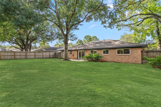 5723 Spellman Road, Houston, TX 77096