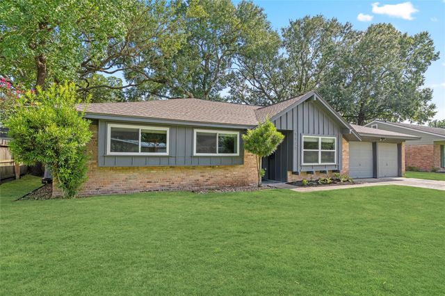 5723 Spellman Road, Houston, TX 77096