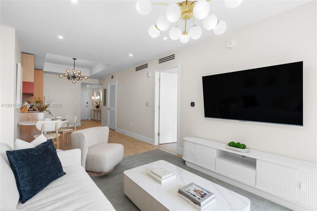 90 NE 32nd 507, Miami, FL 33137