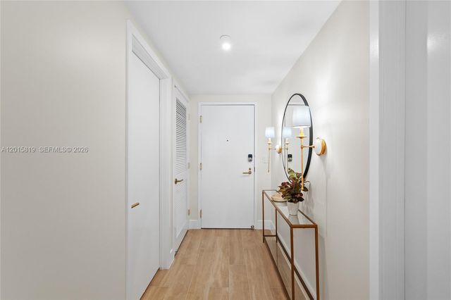 90 NE 32nd 507, Miami, FL 33137