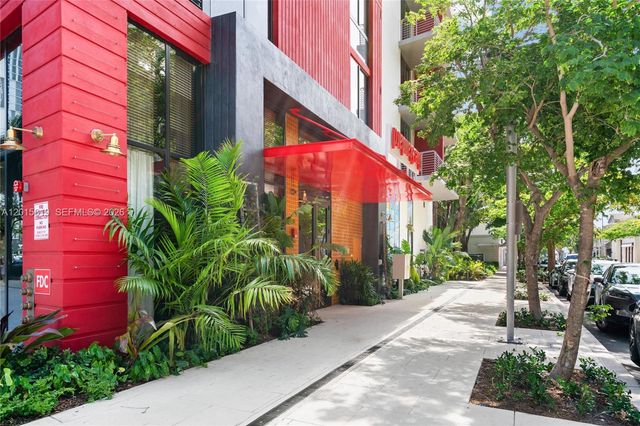 90 NE 32nd 507, Miami, FL 33137