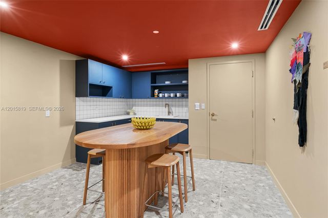 90 NE 32nd 507, Miami, FL 33137