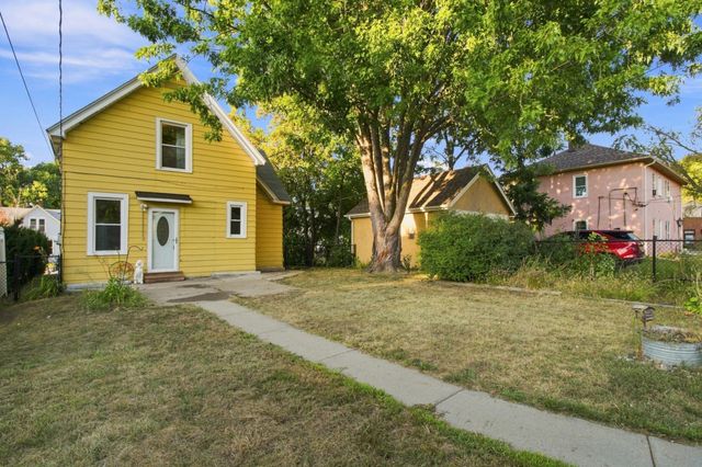 190 Annapolis Street E, West Saint Paul, MN 55118