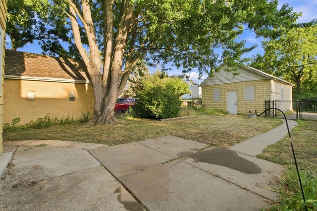190 Annapolis Street E, West Saint Paul, MN 55118