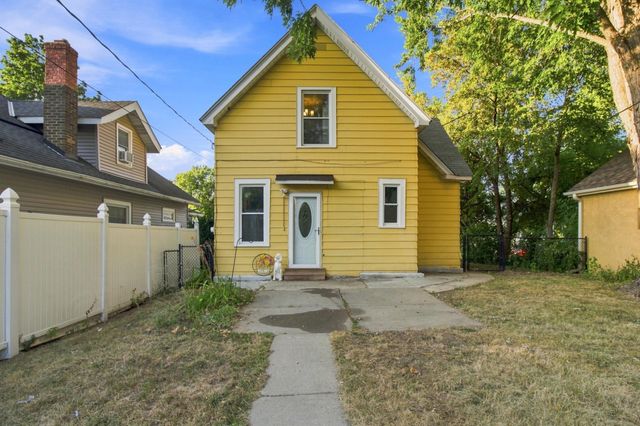 190 Annapolis Street E, West Saint Paul, MN 55118