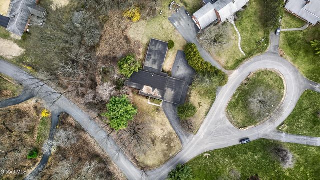 20 Alsid Court, Brunswick, NY 12180