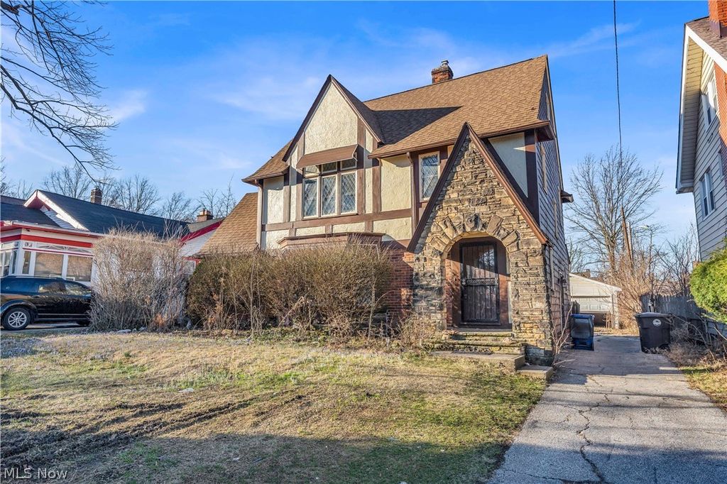 1858 Rudwick Road, Cleveland, OH 44112