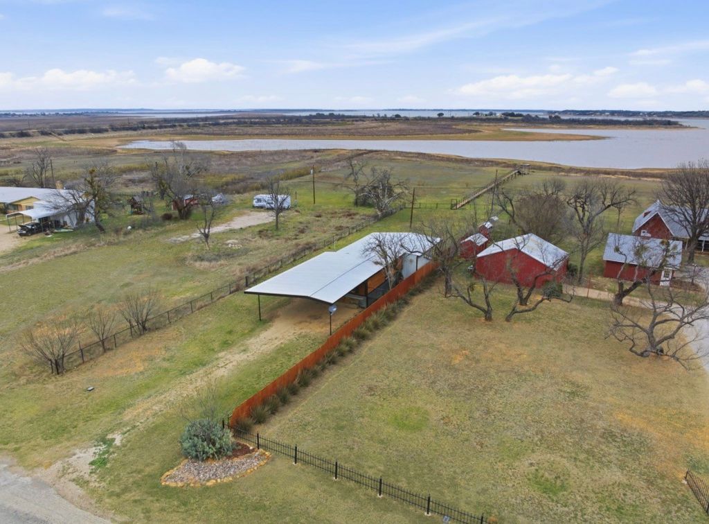 504 Water District Road 214, Breckenridge, TX 76424
