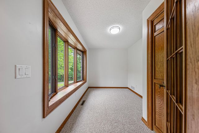 101 Pohl Road, Mankato, MN 56001