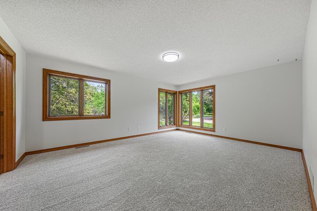 101 Pohl Road, Mankato, MN 56001