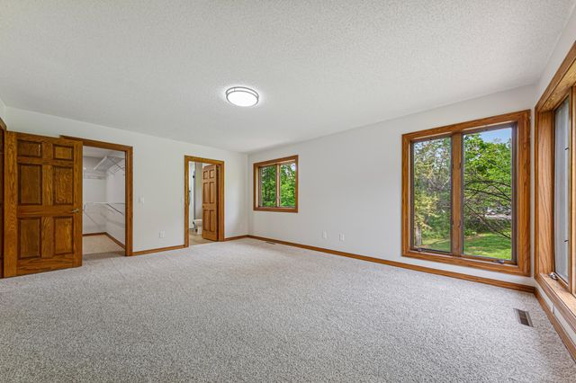 101 Pohl Road, Mankato, MN 56001