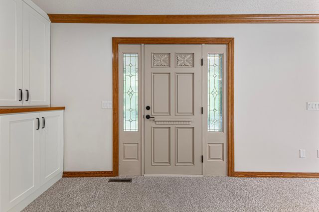 101 Pohl Road, Mankato, MN 56001
