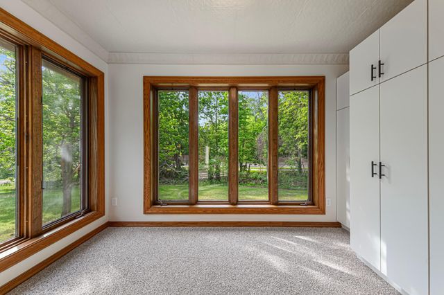 101 Pohl Road, Mankato, MN 56001