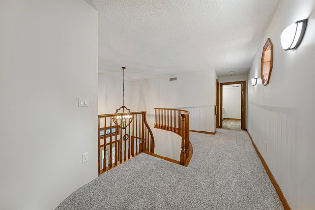 101 Pohl Road, Mankato, MN 56001