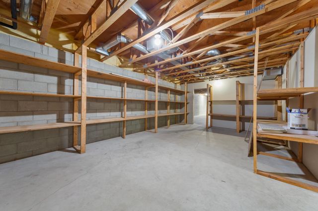 101 Pohl Road, Mankato, MN 56001