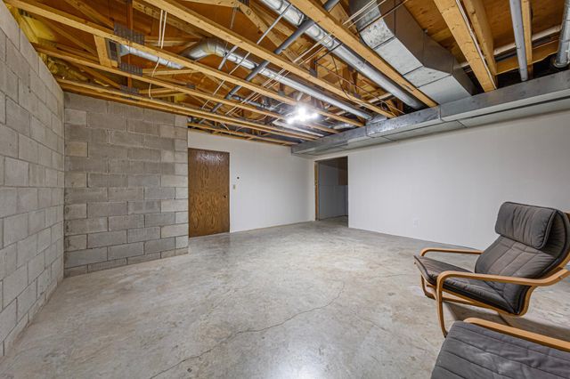 101 Pohl Road, Mankato, MN 56001