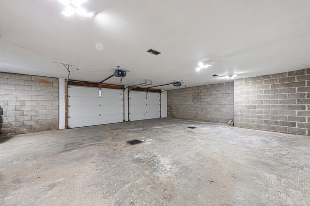 101 Pohl Road, Mankato, MN 56001