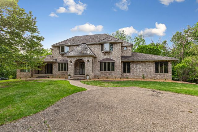 101 Pohl Road, Mankato, MN 56001