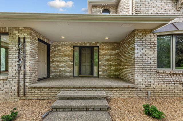 101 Pohl Road, Mankato, MN 56001