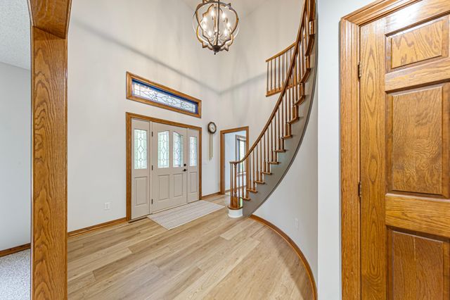 101 Pohl Road, Mankato, MN 56001