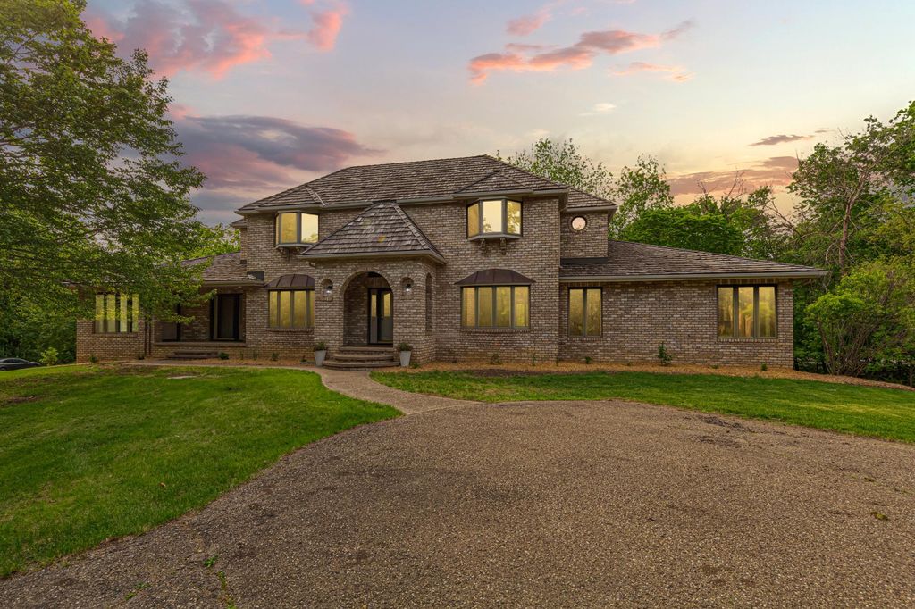 101 Pohl Road, Mankato, MN 56001