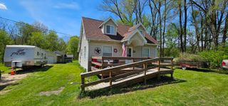 21986 County Road 681, Geneva Twp, MI 49013