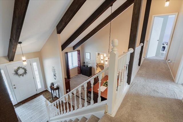 5 Devon Road, Bloomington, IL 61704