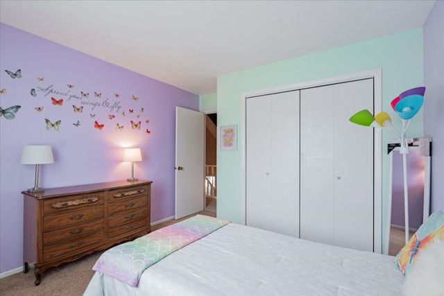 5 Devon Road, Bloomington, IL 61704