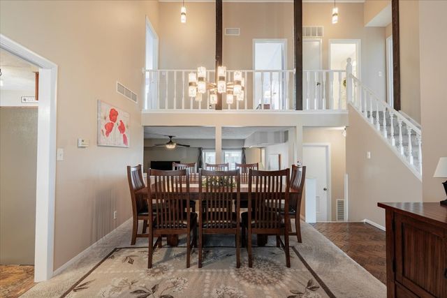 5 Devon Road, Bloomington, IL 61704