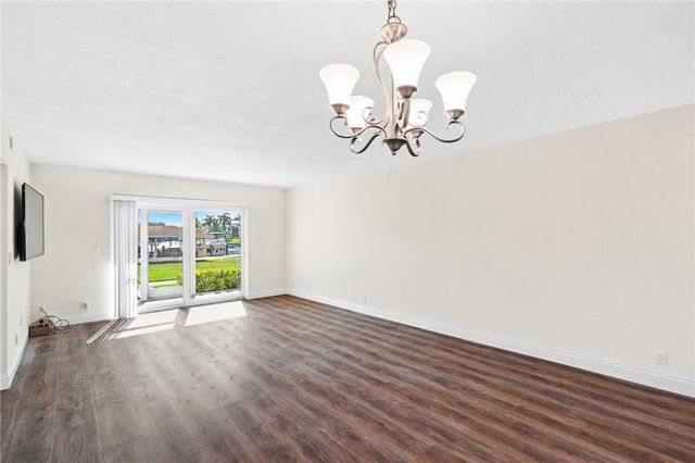 230 N FEDERAL Highway 103, Deerfield Beach, FL 33441