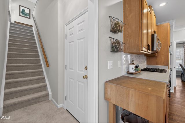 9805 Rockledge Drive, Raleigh, NC 27617