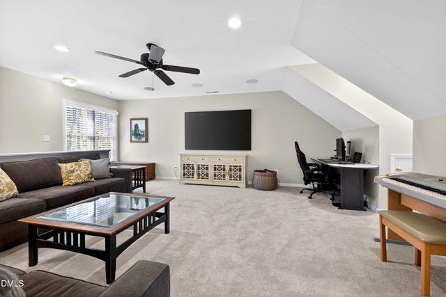 9805 Rockledge Drive, Raleigh, NC 27617