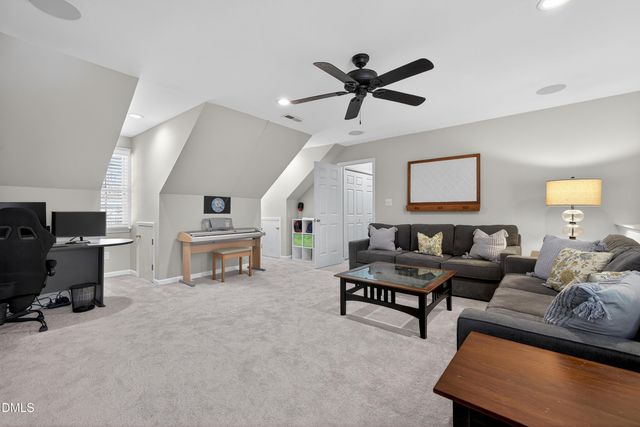 9805 Rockledge Drive, Raleigh, NC 27617