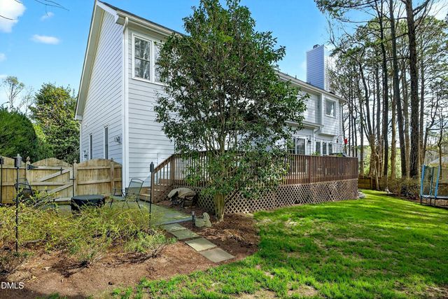 9805 Rockledge Drive, Raleigh, NC 27617