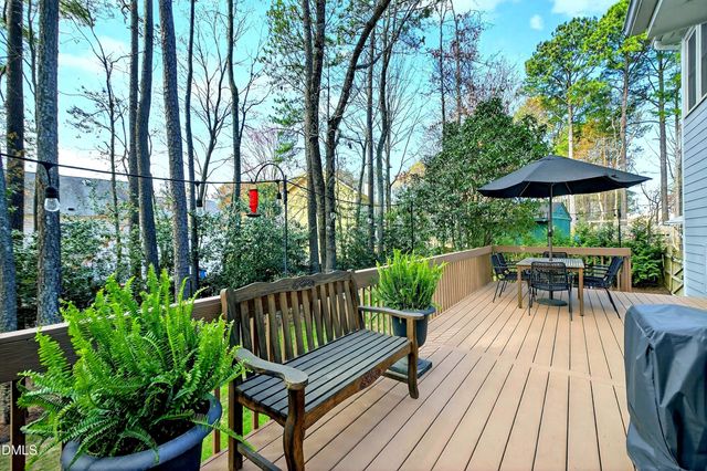 9805 Rockledge Drive, Raleigh, NC 27617