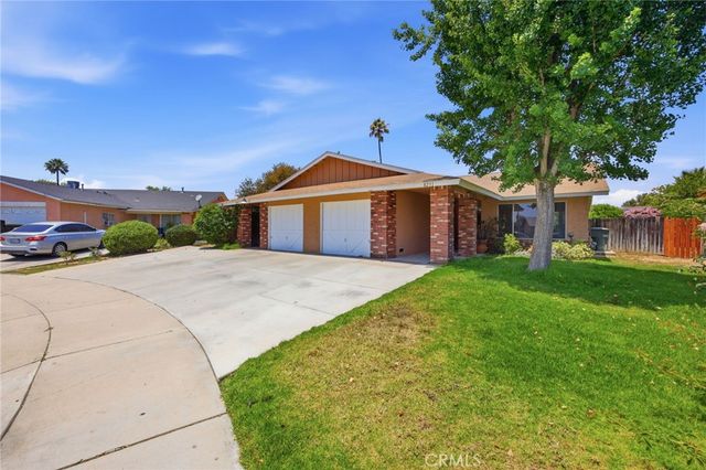 8231 Carnation Court, Riverside, CA 92503