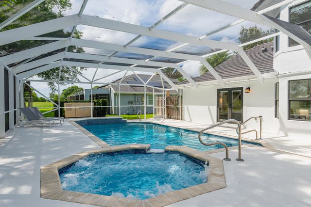 1878 Lynton Circle, Wellington, FL 33414