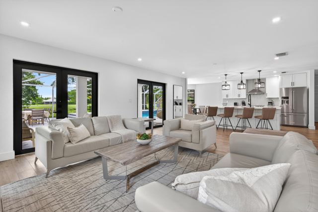1878 Lynton Circle, Wellington, FL 33414